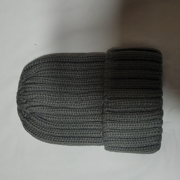 TOQUE - Picture 1 of 1